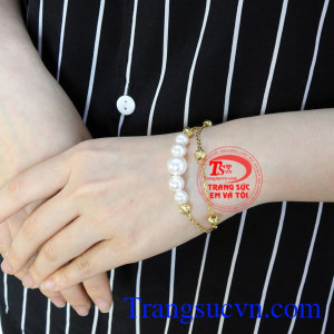 Lắc tay nữ vàng duyên dáng bảo hành 6 tháng.