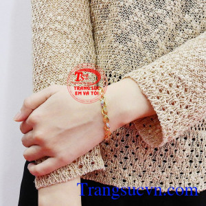 Lắc tay vàng thương hiệu bền đẹp, chất lượng, chế tác theo yêu cầu.