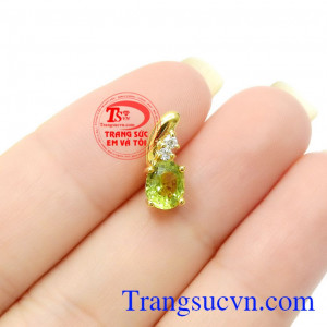 Sản phẩm có giấy kiểm định đá quý,Mặt dây Peridot nhỏ nhắn