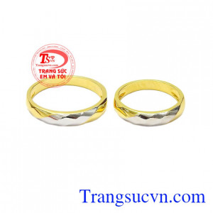 Nhẫn cưới bên nhau mãi mãi