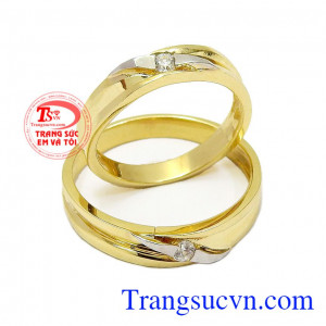 Nếu hôn nhân là bến đỗ, là đích đến của tình yêu thì nhẫn cưới là minh chứng cho sự gắn bó, bền chặt mãi mãi,Nhẫn cưới tình yêu bền lâu