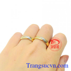 Và cặp nhẫn cưới này sẽ là minh chứng cho tình yêu bền lâu, đong đầy yêu thương của đôi lứa. Nhẫn cưới tình yêu chung thủy