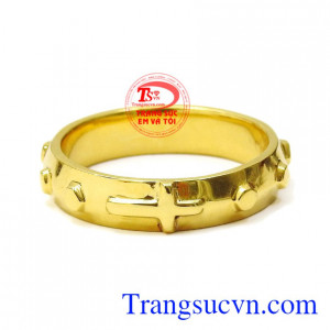 Sản phẩm sẽ là món quà chất chứa nhiều ý nghĩa đặc biệt dành cho người nhận. Nhẫn nam vàng thánh giá