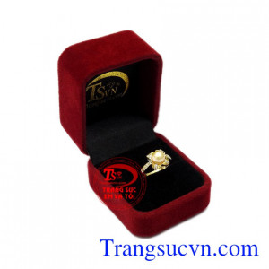 Nhẫn nữ ngọc trai thanh lịch