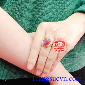 Nhẫn nữ Ruby nổi bật vàng 14k, có giấy kiểm định đá quý đi kèm.