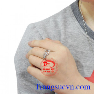 Nhẫn nữ vàng trái tim hạnh phúc vàng Korea giao hàng toàn quốc.