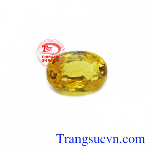 Viên sapphire phù hợp làm mặt dây chuyền, mặt nhẫn, hoa tai đeo vừa sang trọng vừa mang lại bình an và hạnh phúc trong cuộc sống.