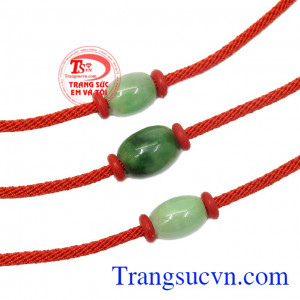 Vòng tay lu thống cẩm thạch có tác dụng tích cực đối với hoạt động của tim, làm cân bằng huyết áp động mạch, chống lại ảnh hưởng của thời tiết,Vòng tay lu thống cẩm thạch chất lượng