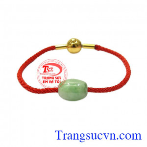 Vòng tay lu thống Jadeite xinh xắn là vật phẩm phong thủy vừa tốt cho sức khỏe còn mang lại may mắn, tài lộc cho chủ nhân,Vòng tay lu thống Jadeite xinh xắn