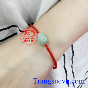 Vòng tay lu thống còn có tác dụng cầu tài lộc, của cải, bình an,Vòng tay lu thống Jadeite xinh xắn
