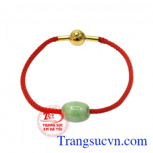 Người ta tin rằng khi lu thống trên tay, chúng sẽ hoạt động như con lăn tự động bắt nhịp chùng chuyển động của cơ thể chủ nhân và quá trình ma sát của chúng tạo nên năng lượng,Vòng tay lu thống Jadeite xinh xắn