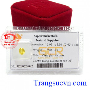 Sapphire vàng còn là biểu tượng của sự giàu sang, sung túc và bình an