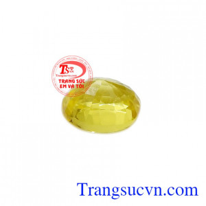 Sapphire vàng thiên nhiên là món quà tặng tuyệt vời cho người yêu thương những dịp ý nghĩa