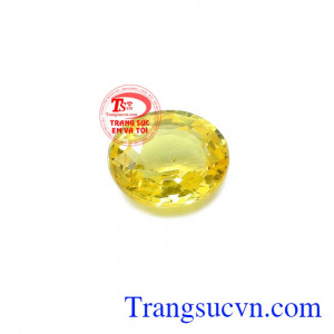 Ngoài ra, Sapphire còn là biểu tượng của sự giàu sang, tình yêu, lòng chung thủy và hạnh phúc nên thường được sử dụng làm trang sức mùa cưới và quà tặng cho một nửa yêu thương
