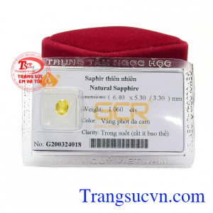 Sapphire vàng phù hợp làm mặt nhẫn, mặt dây chuyền đeo sang trọng, thời trang và quý phái
