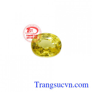 Sapphire vàng thiên nhiên quyền lực là viên đá được ưa chuộng bậc nhất trong phong thủy