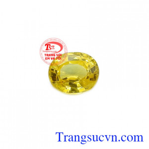 Vì vậy, Sapphire vàng thiên nhiên trung thực thường được dùng làm trang sức đeo bên người từ xa xưa đến nay