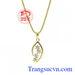 Bộ dây chuyền nữ an nhiên phù hợp nhiều kiểu trang phục và phong cách thời trang khác nhau