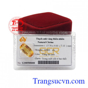 Đá ép vỉ thạch anh vàng độc đáo với hình gối chữ nhật facet sang trọng và tinh tế.