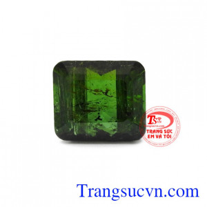 Tourmalin có nhiều màu sắc, mỗi màu sắc mang một nét đặc trưng riêng phù hợp với từng mệnh trong ngũ hành.