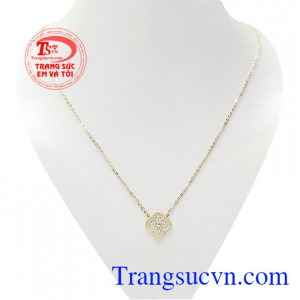 Dây chuyền hoa vàng may mắn