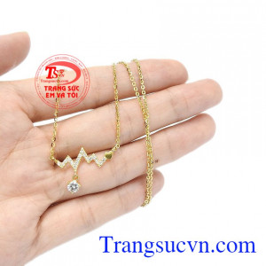 Dây chuyền nhịp đập trái tim phù hợp với nhiều kiểu quần áo, đảm bảo chất lượng.
