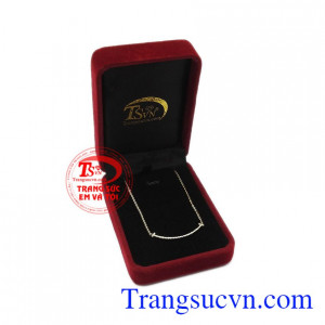 Sản phẩm có thể đặt chế tác theo yêu cầu, bảo hành uy tín. Dây chuyền nụ cười xinh