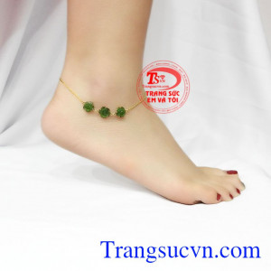 Lắc chân hoa hồng nephrite có thể đặt chế tác theo yêu cầu. 