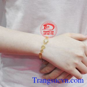 Lắc nữ thiềm thừ vàng thịnh vượng có thể đặt chế tác theo yêu cầu. 