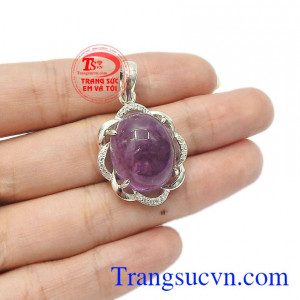 Mặt dây bạc thạch anh tím đẹp hợp xu hướng.