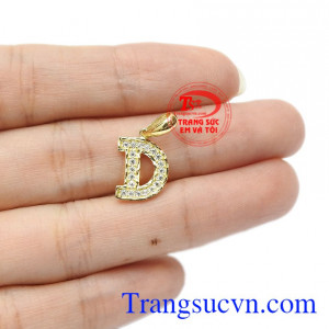 Mặt dây chữ D tinh tế Korea nhỏ xinh.
