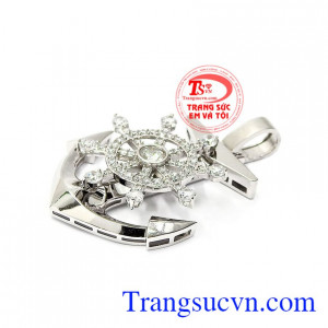 Sản phẩm tôn lên nét lịch lãm, thời trang và cá tính riêng cho người đeo, dễ dàng kết hợp nhiều kiểu dáng dây chuyền và phong cách thời trang khác nhau
