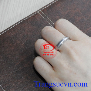 Để có thể đưa sự lựa chọn hoàn hảo hãy đến với trang sức Em và Tôi đê có thể chọn ra những sản phẩm tốt nhất nhé.