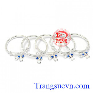Vòng bạc trẻ em xinh xắn