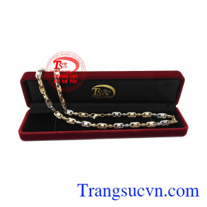 Với phái mạnh, một chiếc dây chuyền phù hợp đủ để khiến người nhìn phải ngưỡng mộ. Dây chuyền thời thượng mới