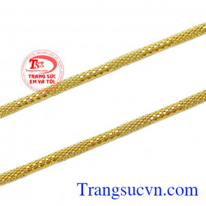 Đây chắc chắn là một lựa chọn hoàn hảo để tăng thêm phần nổi bật cho chủ nhân,Dây chuyền vàng thời trang