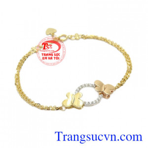 Sản phẩm được lấy cảm hứng từ loài vật hồ điệp đầy màu sắc rực rỡ, tự do tự tại.