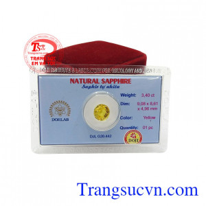 Saphir vàng gắn liền với sự giàu sang và phú quý, đem lại trí tuệ và tri thức. Natural Yellow Sapphire