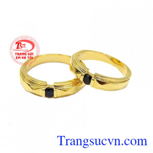 Nhẫn cưới Sapphire uyên ương thời trang giúp các cặp đôi tăng phần sang trọng nhưng vẫn rất trẻ trung. 