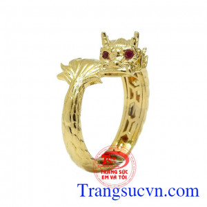 Nhẫn nam vàng rồng đính Ruby là sản phẩm được chế tác công nghệ 3D hiện đại, tỉ mỉ đến từng chi tiết,Nhẫn nam vàng rồng đính Ruby