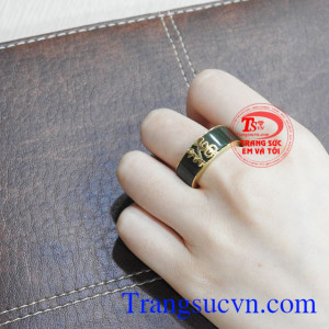 Các vương tôn quý tôc, quan lại, địa chủ đều lựa chọn nhẫn ngọc để làm món trang sức bên mình.