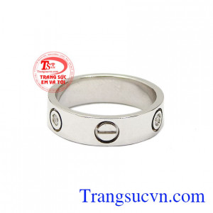 Không quá rườm rà, nhiều chi tiết, nhưng từng đường nét đều giúp thể hiện cá tính của người dùng