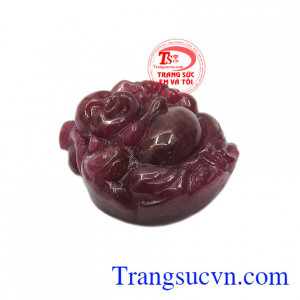 Phật di lặc ruby sung túc mang đến cho người dùng luôn dư giả, giàu có.