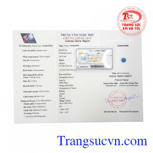 Viên đá Topaz giúp gắn kết bản thân với vẻ đẹp tâm hồn, mang lại niềm vui, tình yêu và sự phong phú trong cuộc sống chúng ta. Viên đá Topaz phước lành
