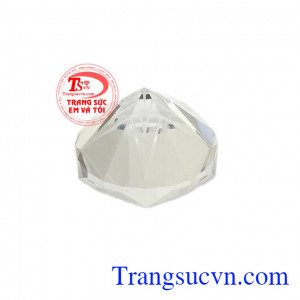 Loại đá này có tác dụng điều hòa năng lượng giảm căng thẳng, kích thích các chức năng hoạt động của bộ não. Viên topaz trắng ngôi sao