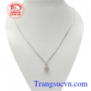 Bộ dây vàng trắng phong cách là món quà tặng tuyệt vời rất được phái đẹp mong chờ