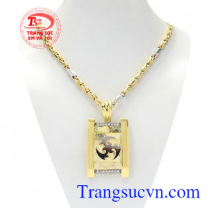 Bộ mặt dây nam tài lộc là bộ sản phẩm mới của công ty trang sức Em và Tôi.