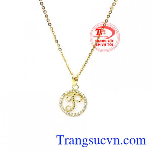 Đây là sản phẩm được giới trẻ yêu thích và ưa chuộng tạo tạo nên phong cách thời trang cho nữ giới.