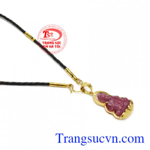 Ngài sẽ luôn bảo vệ chúng sinh, cứu khổ cứu nạn mang đến cho nhân loại một cuộc sống bình an.