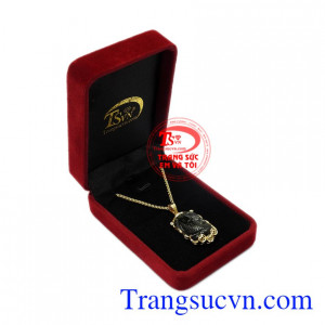 Bộ trang sức cá chép ngậm ngọc thịnh vượng hợp phong thủy, thích hợp với người mệnh mộc và mệnh thổ.